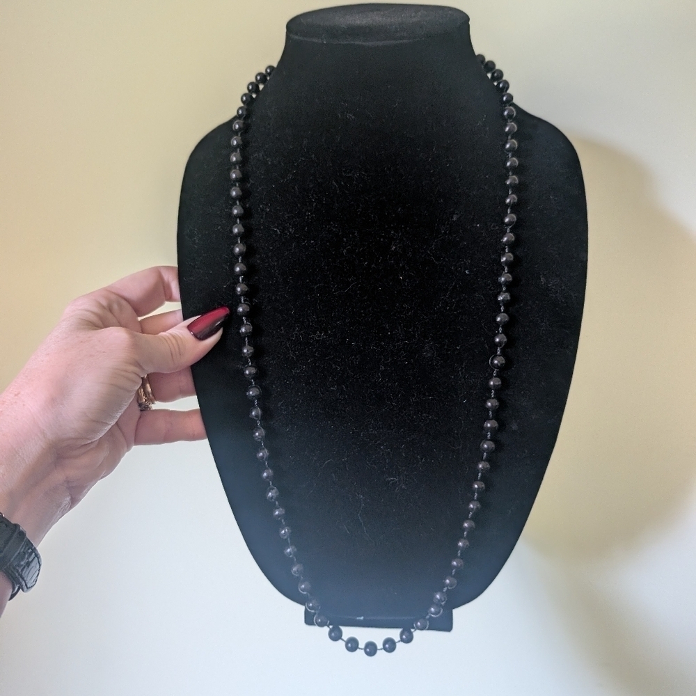 Elegant Black Beaded Necklace